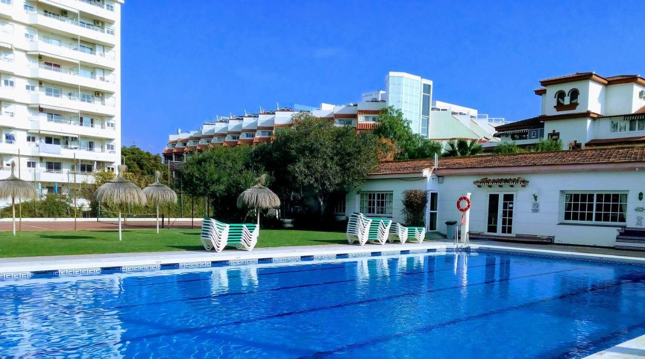 Apartamentos Caravane توريمولينوس المظهر الخارجي الصورة